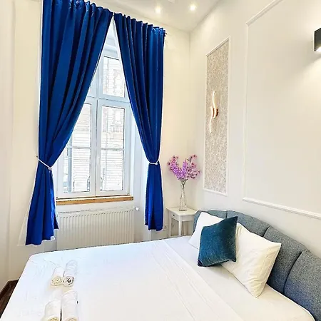 In Jozsef Krt 50 بودابست