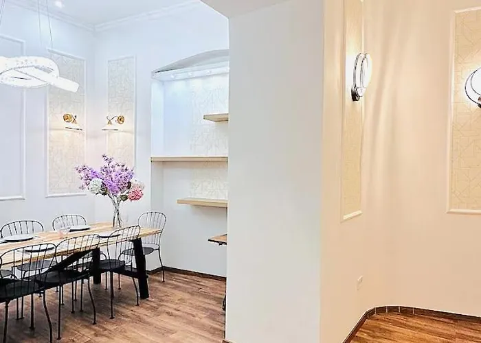 In Jozsef Krt 50 Gazde/Camere de închiriat Budapesta