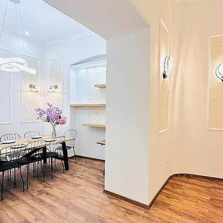 In Jozsef Krt 50 Kwatera prywatna Budapeszt